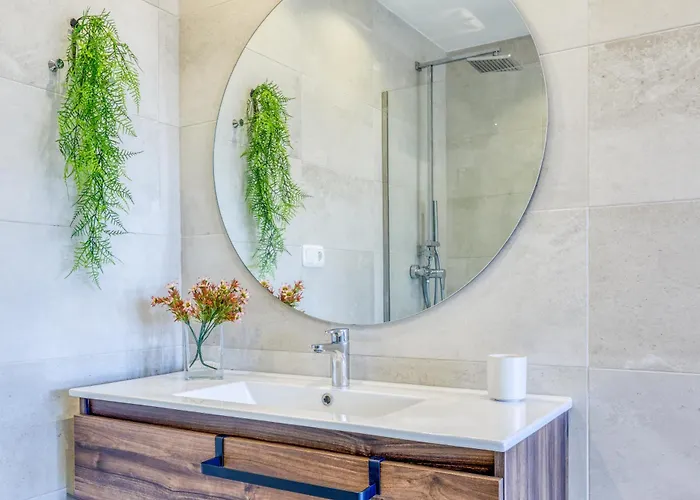 Hanami Plaza Abc * Estepona